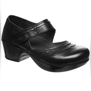 Dansko Harlow Mary Jane Black Leather Dark Academia Flower Detail Clogs- Size 8